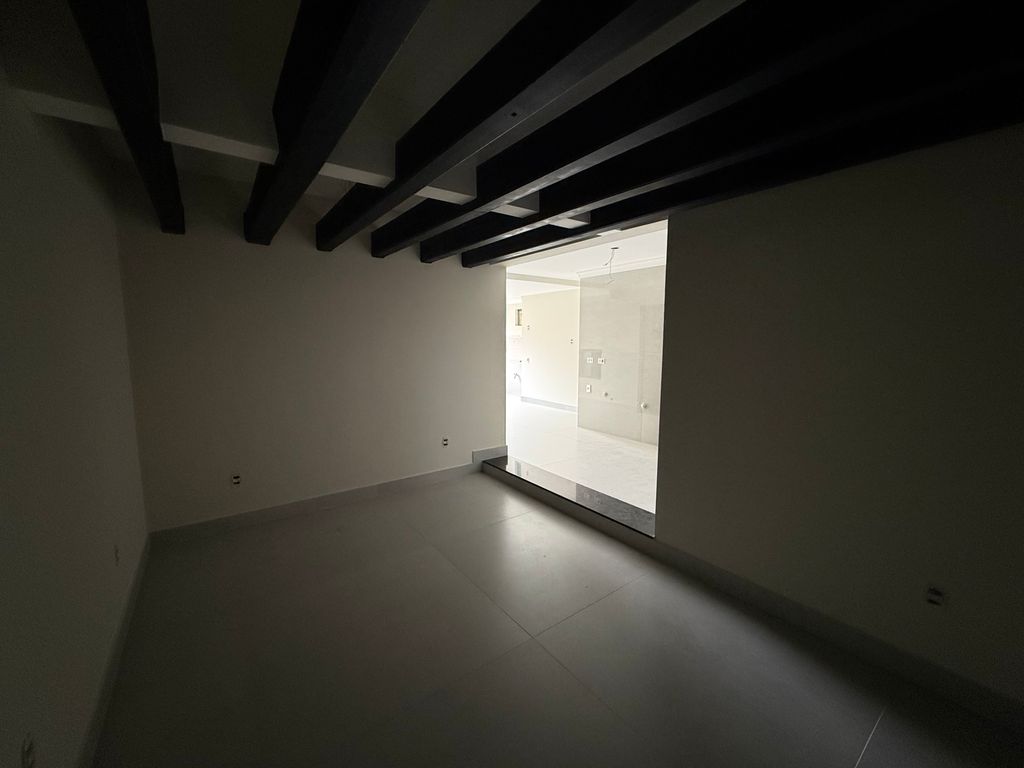 Apartamento à Venda no Centro de Londrina | Em frente ao Bosque