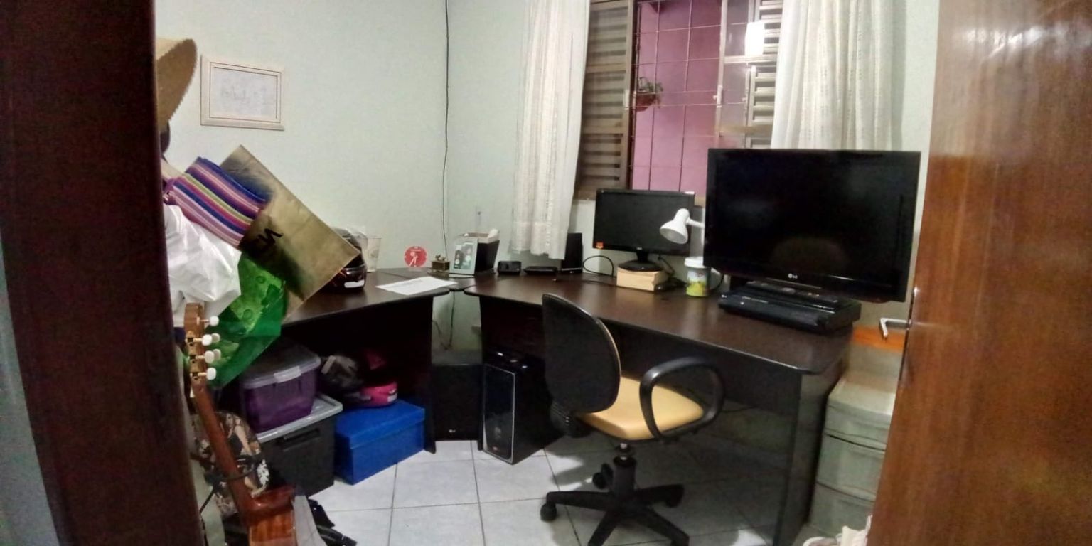 Casa à Venda no Residencial Veneza ? Zona Leste de Londrina/PR