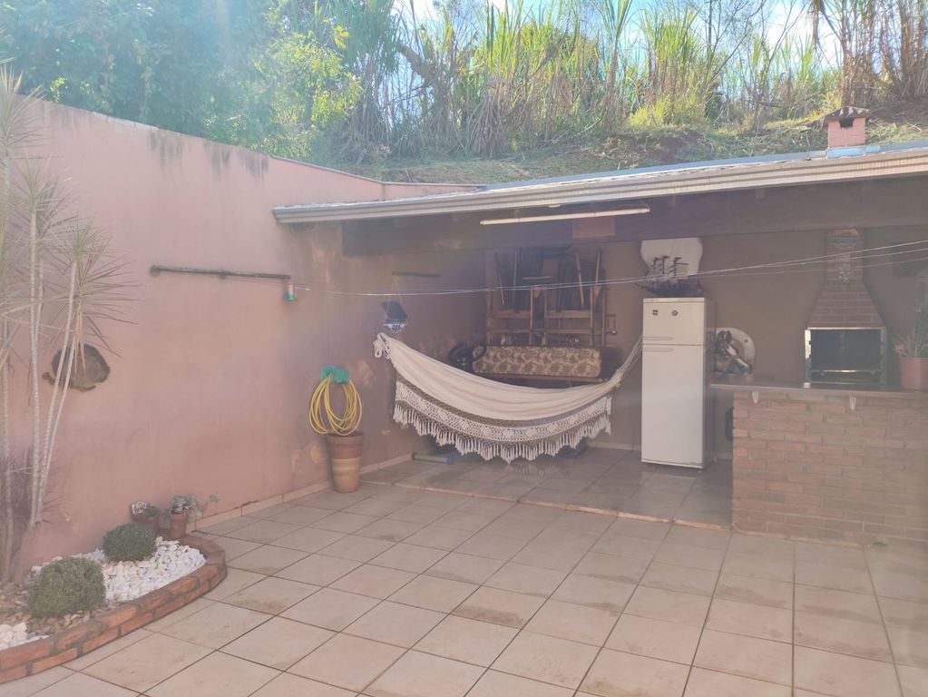 Casa à Venda no Residencial Veneza ? Zona Leste de Londrina/PR