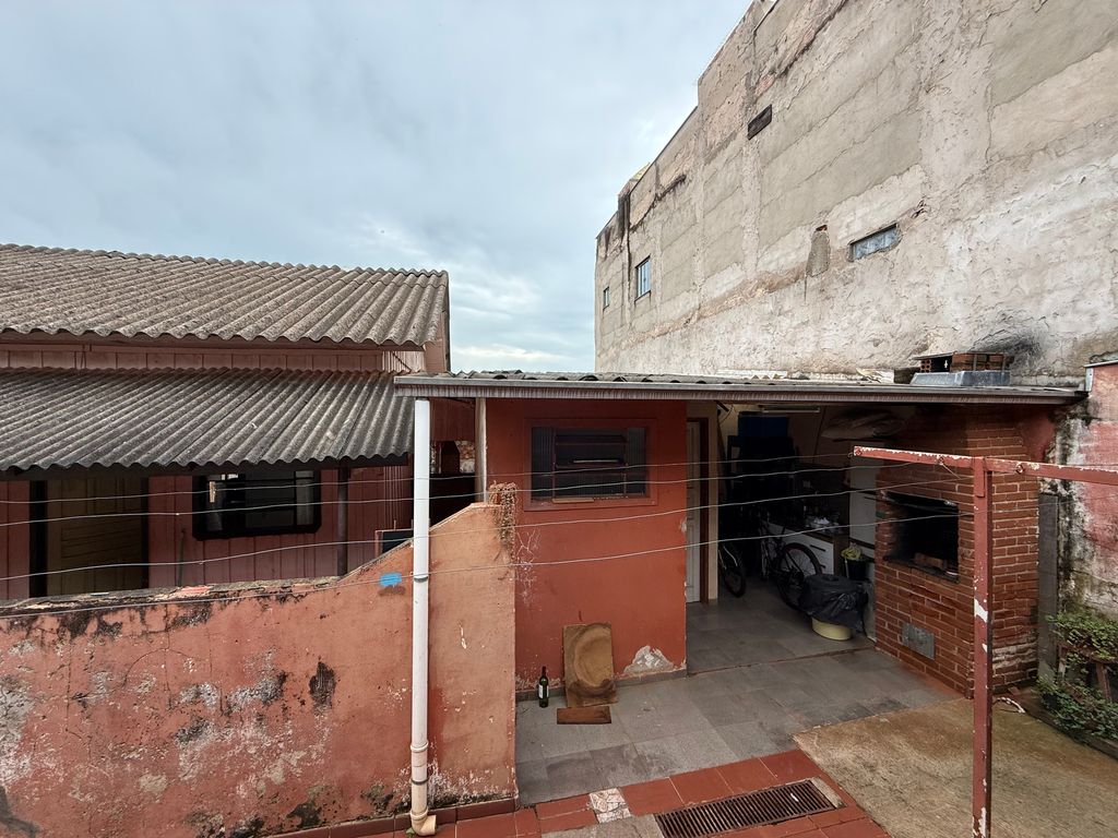 Casa à Venda em Localização Privilegiada ? Exclusividade RJR Negócios | Londrina