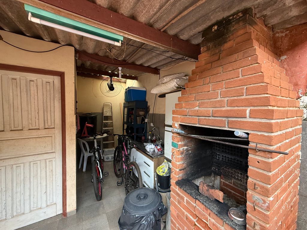 Casa à Venda em Localização Privilegiada ? Exclusividade RJR Negócios | Londrina