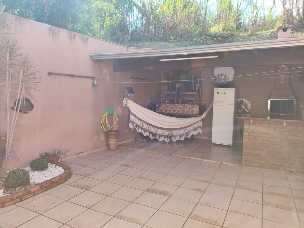 Casa à Venda no Residencial Veneza ? Zona Leste de Londrina/PR