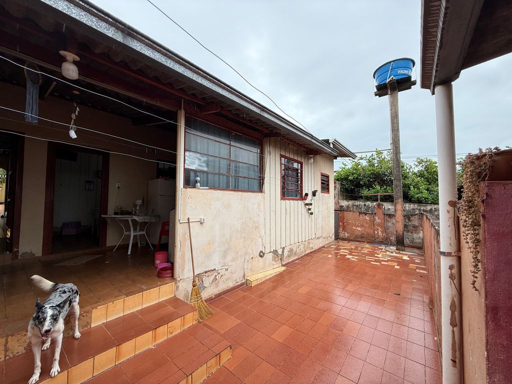 Casa à Venda em Localização Privilegiada ? Exclusividade RJR Negócios | Londrina