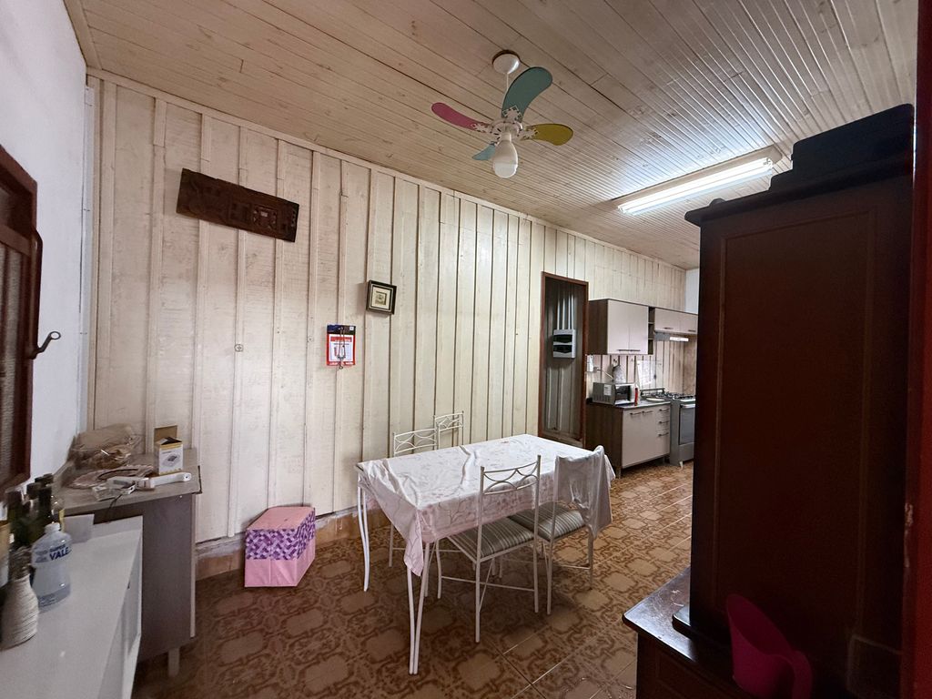 Casa à Venda em Localização Privilegiada ? Exclusividade RJR Negócios | Londrina