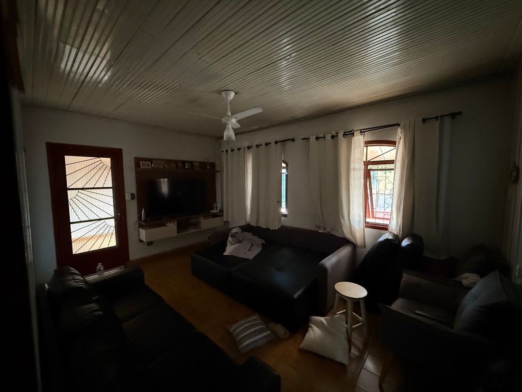 Casa à Venda em Localização Privilegiada ? Exclusividade RJR Negócios | Londrina