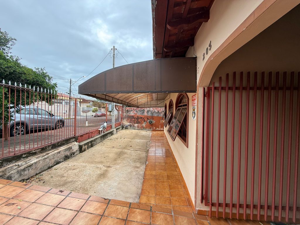 Casa à Venda em Localização Privilegiada ? Exclusividade RJR Negócios | Londrina