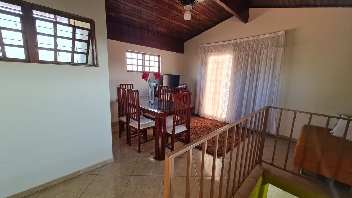 SOBRADO À VENDA ? ZONA NORTE DE LONDRINA | BAIRRO CINCO CONJUNTOS