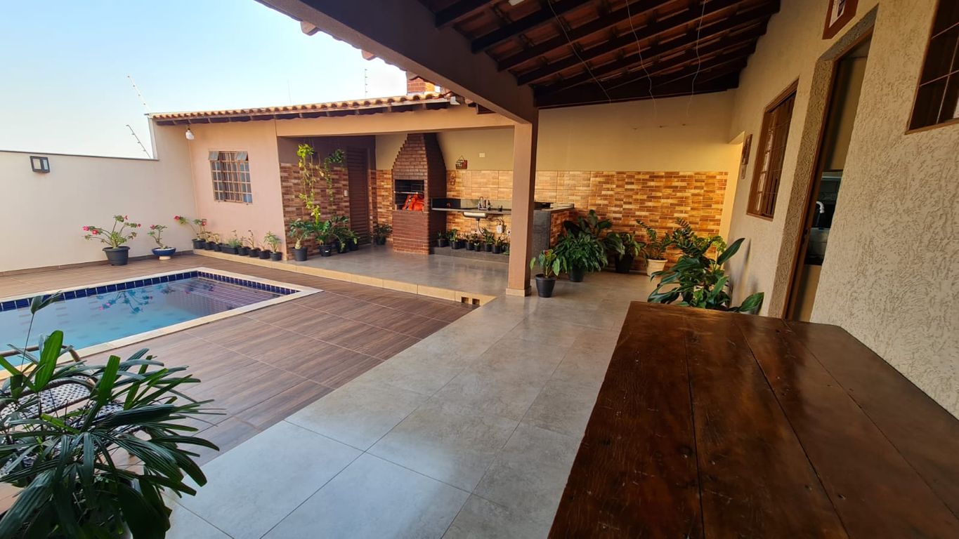 SOBRADO À VENDA ? ZONA NORTE DE LONDRINA | BAIRRO CINCO CONJUNTOS