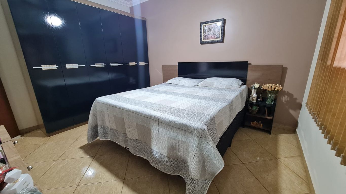 SOBRADO À VENDA ? ZONA NORTE DE LONDRINA | BAIRRO CINCO CONJUNTOS