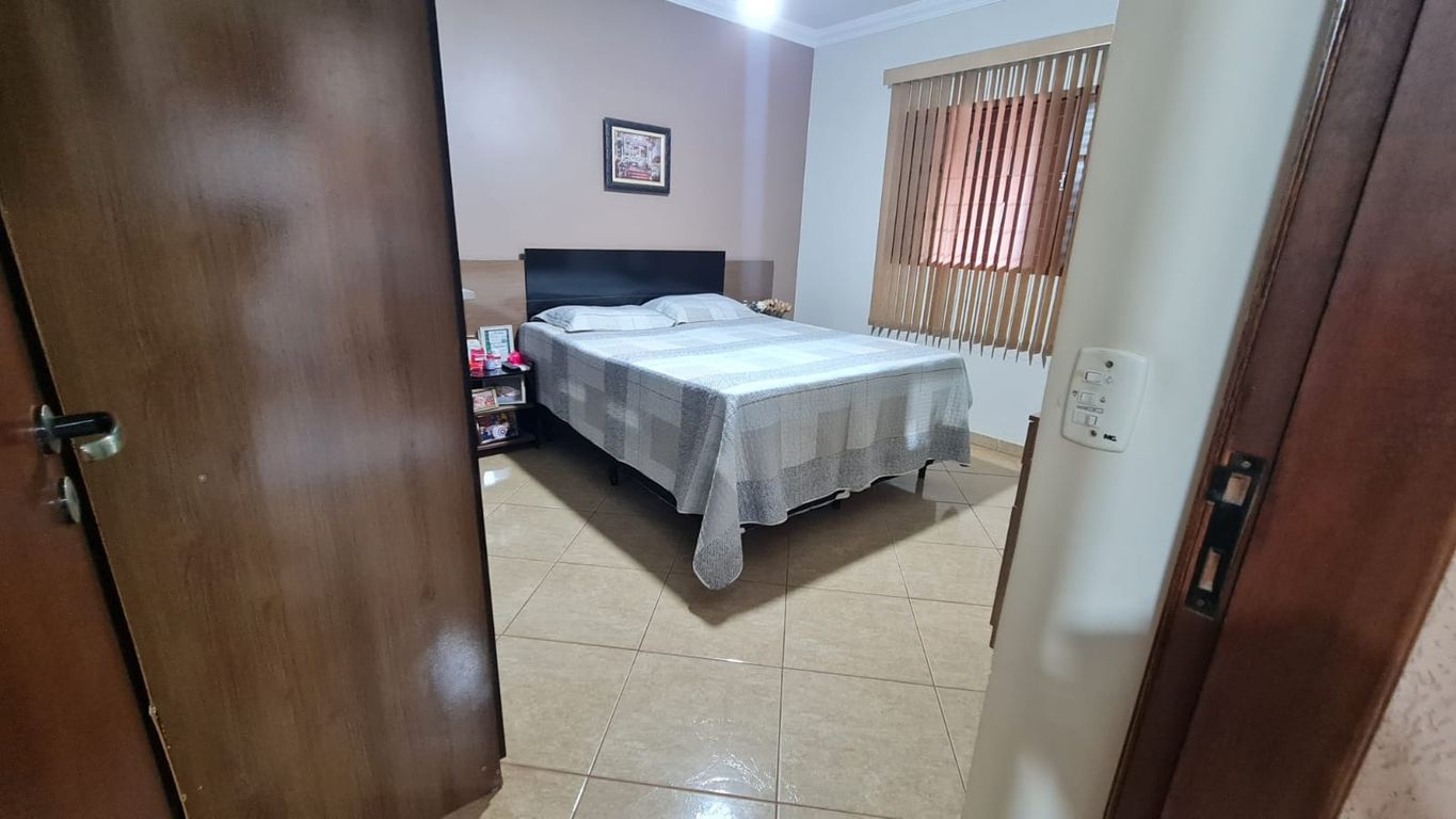 SOBRADO À VENDA ? ZONA NORTE DE LONDRINA | BAIRRO CINCO CONJUNTOS