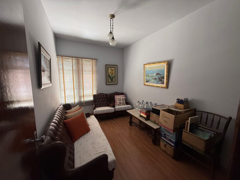 Casa à Venda na Região Central de Londrina | Próxima ao Zerão