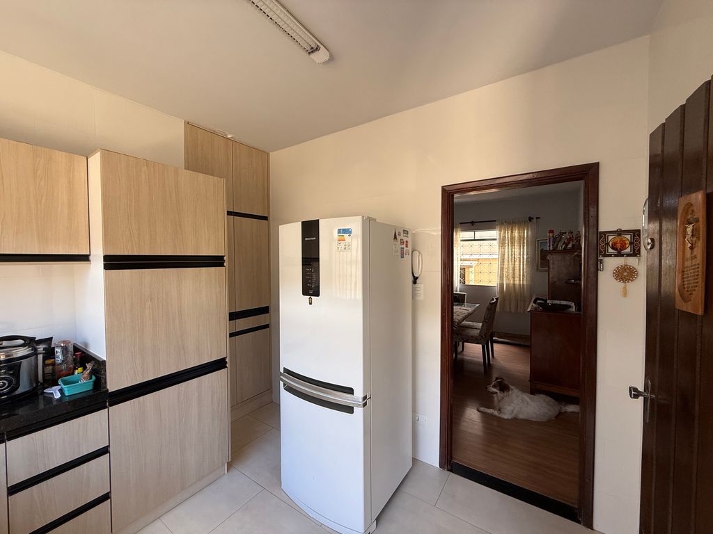 Casa à Venda na Região Central de Londrina | Próxima ao Zerão