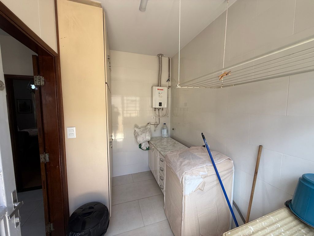 Casa à Venda na Região Central de Londrina | Próxima ao Zerão