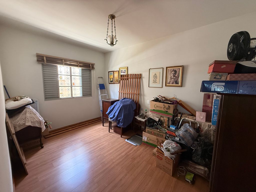 Casa à Venda na Região Central de Londrina | Próxima ao Zerão