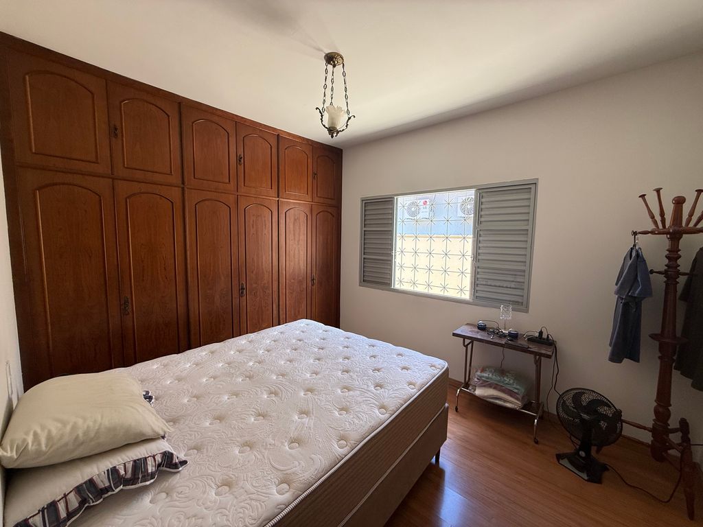 Casa à Venda na Região Central de Londrina | Próxima ao Zerão