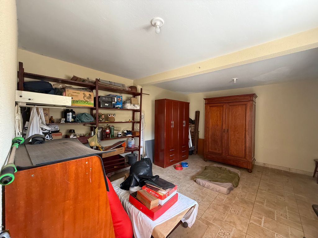 Casa à Venda na Região Central de Londrina | Próxima ao Zerão