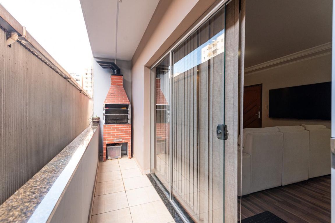 Apartamento Amplo à Venda no Centro de Londrina ? Residencial Ipê