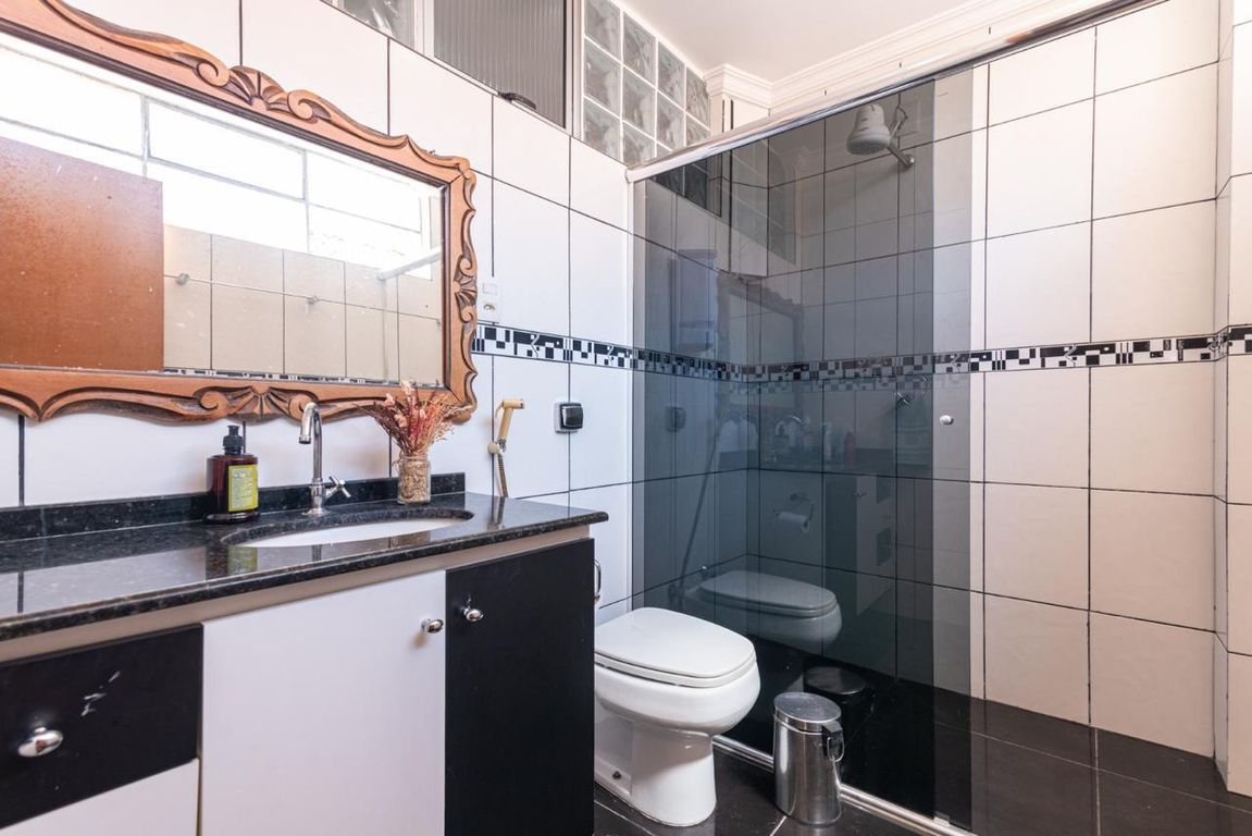 Apartamento Amplo à Venda no Centro de Londrina ? Residencial Ipê