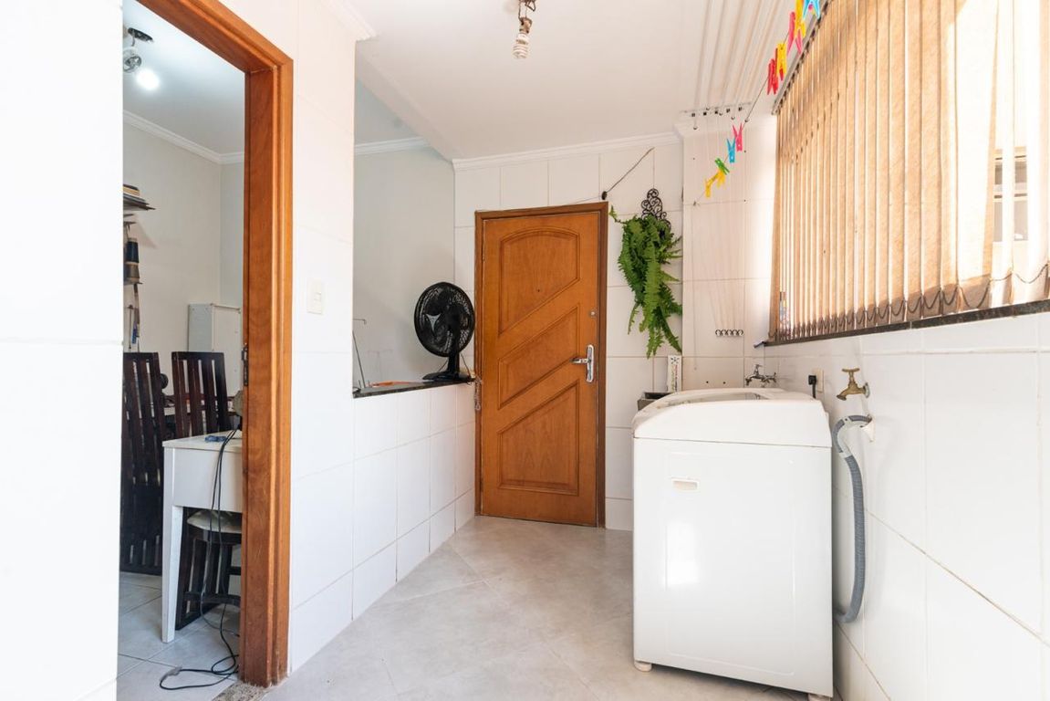 Apartamento Amplo à Venda no Centro de Londrina ? Residencial Ipê