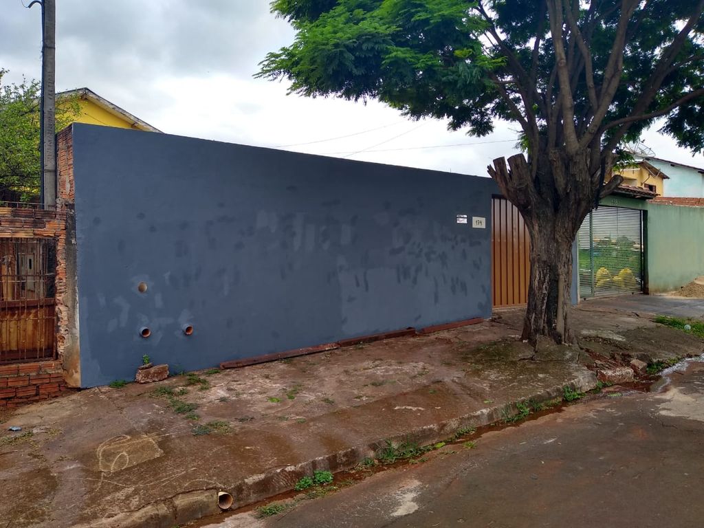 Localização privilegiada, próxima a comércios, escolas e serviços da região.