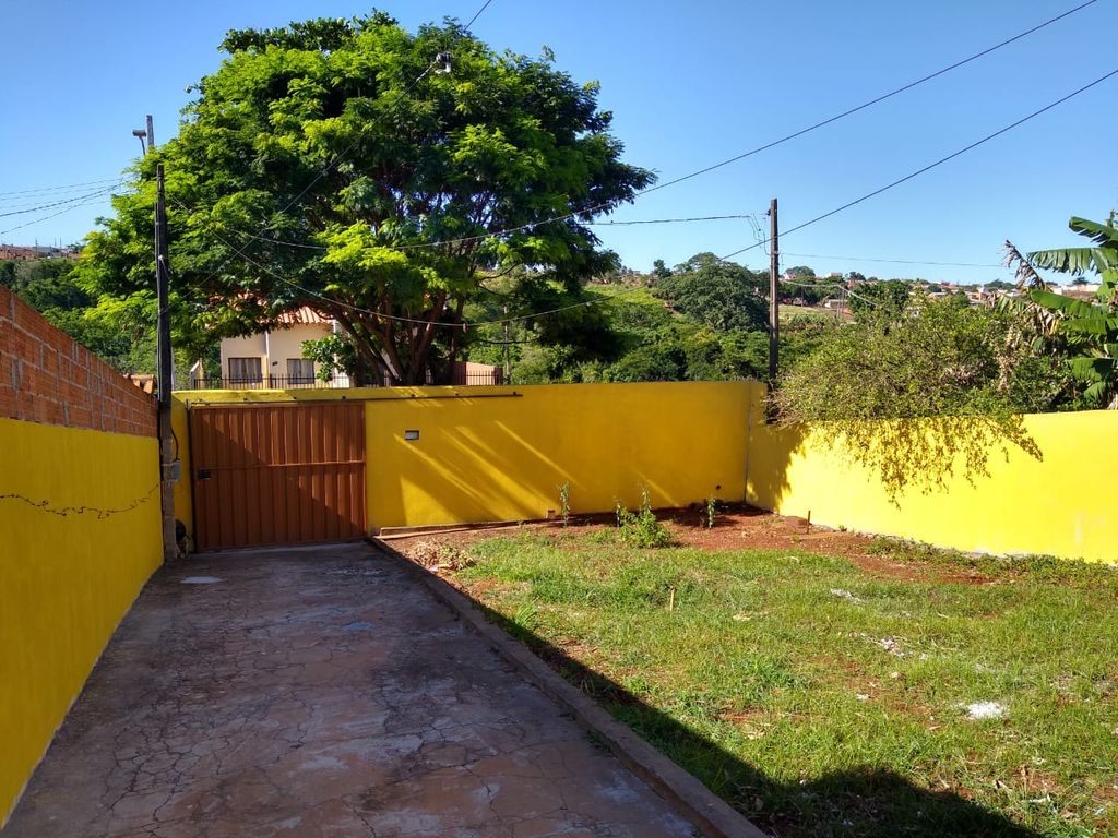 Localização privilegiada, próxima a comércios, escolas e serviços da região.