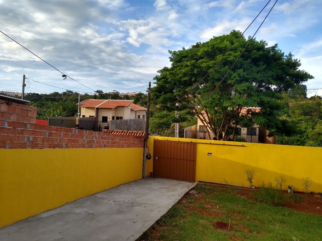 Localização privilegiada, próxima a comércios, escolas e serviços da região.