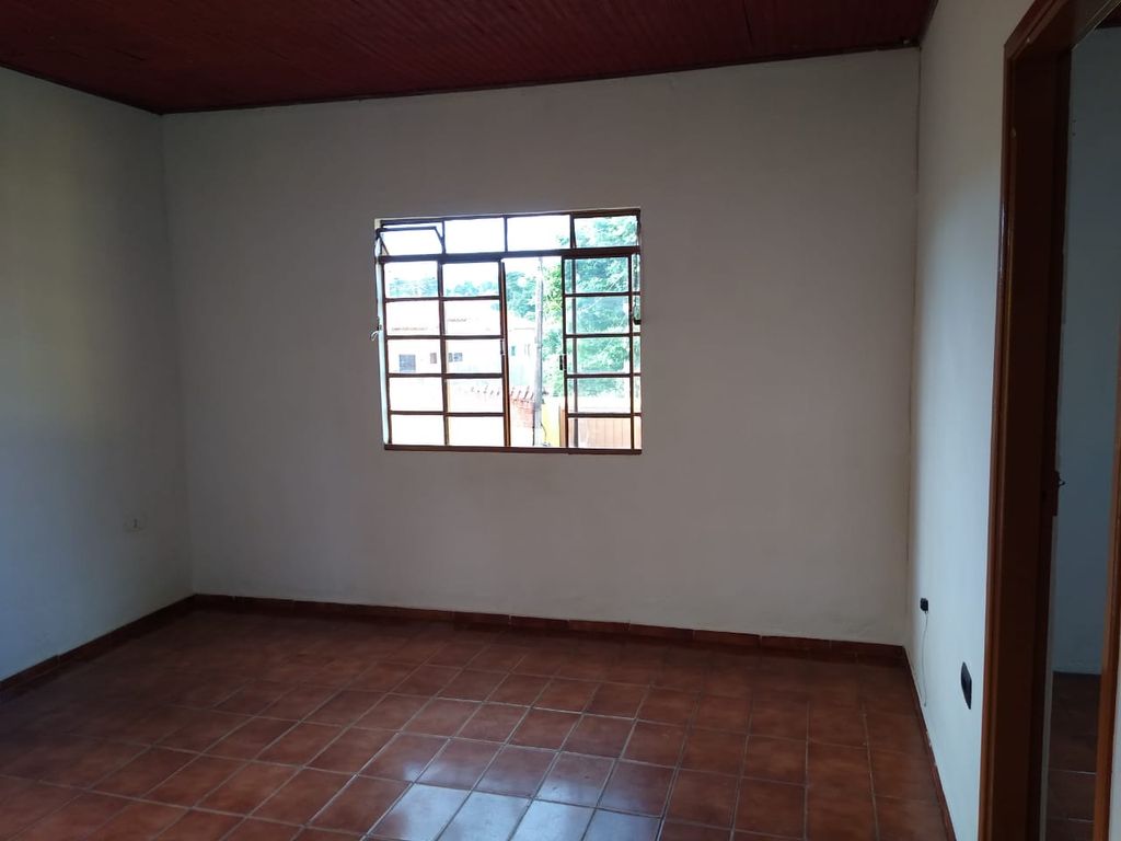 Localização privilegiada, próxima a comércios, escolas e serviços da região.