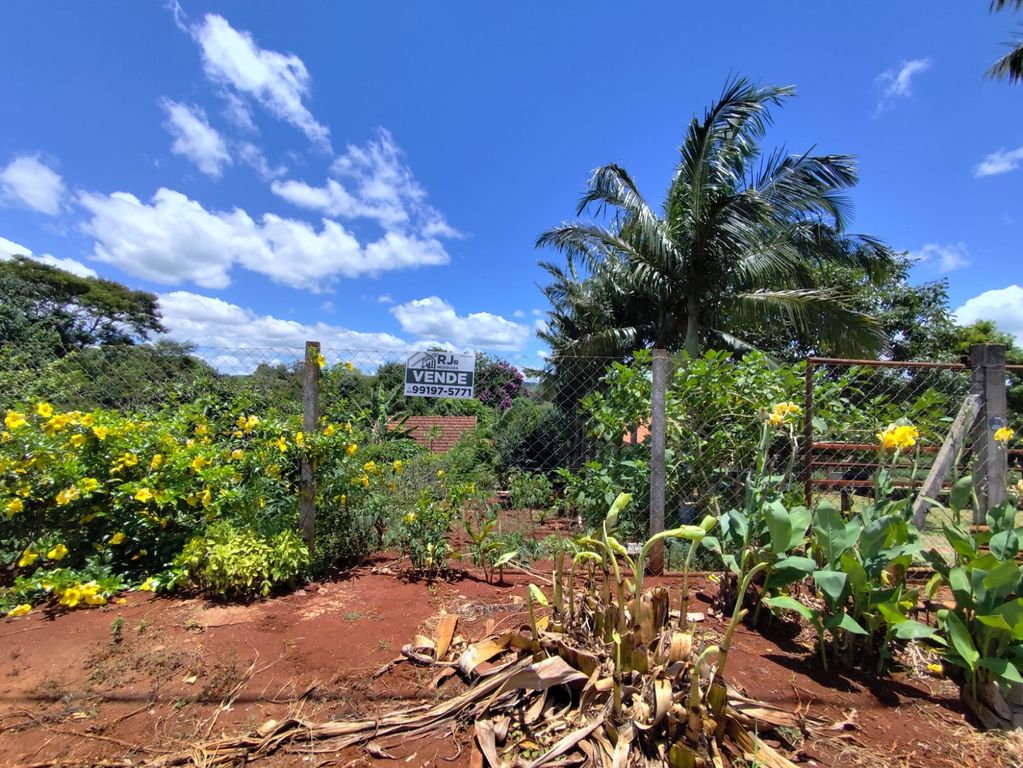 CHÁCARA À VENDA ? RECANTO AKIKINOISMORA