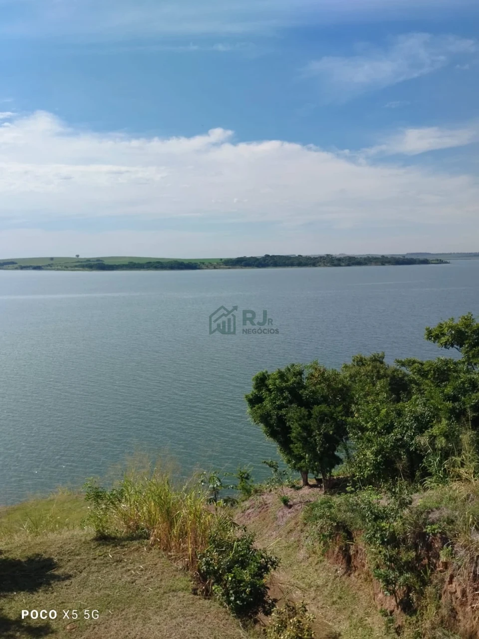 Imagens do imóveis Chácara Molhada de 4.000 m² no Condomínio Riviera do Nascente – Alvorada do Sul
