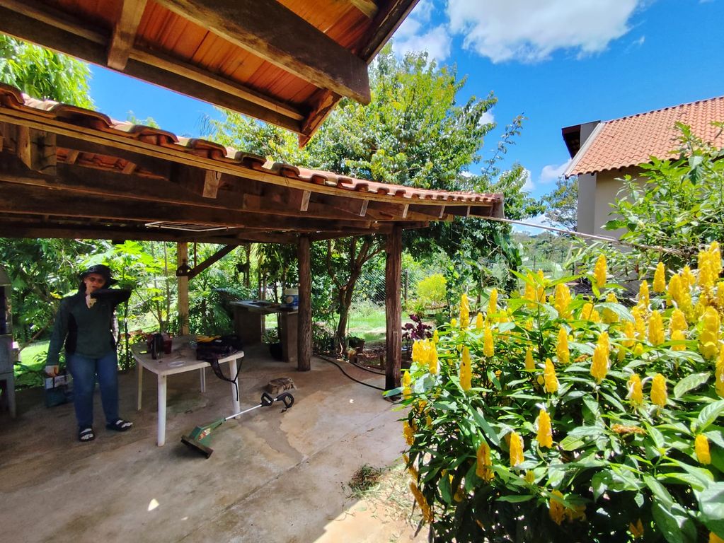 CHÁCARA À VENDA ? RECANTO AKIKINOISMORA