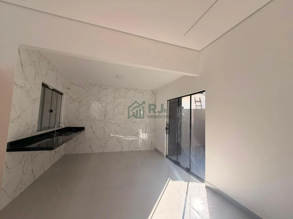 Imagens do imóveis CASA NOVA À VENDA NO JARDIM ALPES
