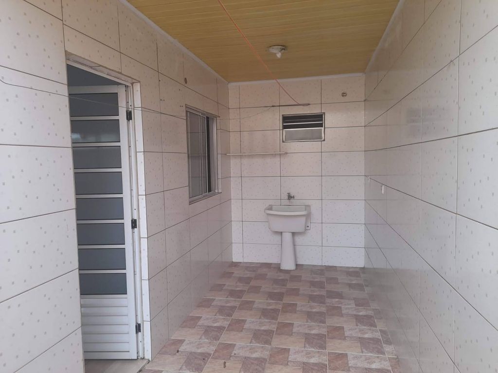 Venda - Duas Casas Na Praia de Guaratuba Litoral Paranaense, ótimo para renda.