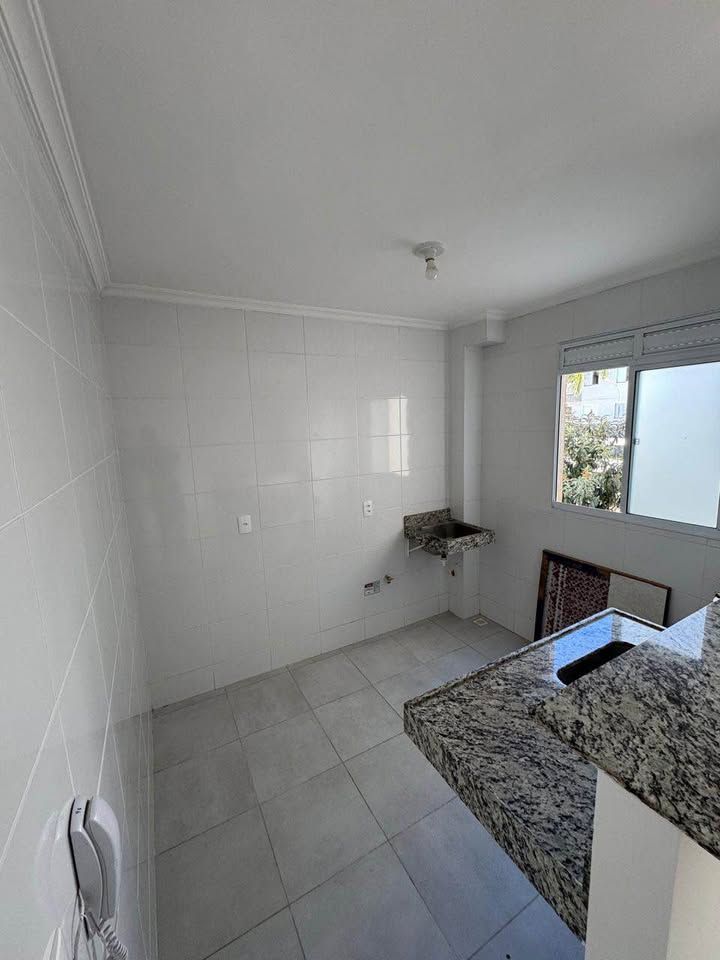 Apartamento à venda no Edifício Spazio La Vitta ? Região Oeste de Londrina