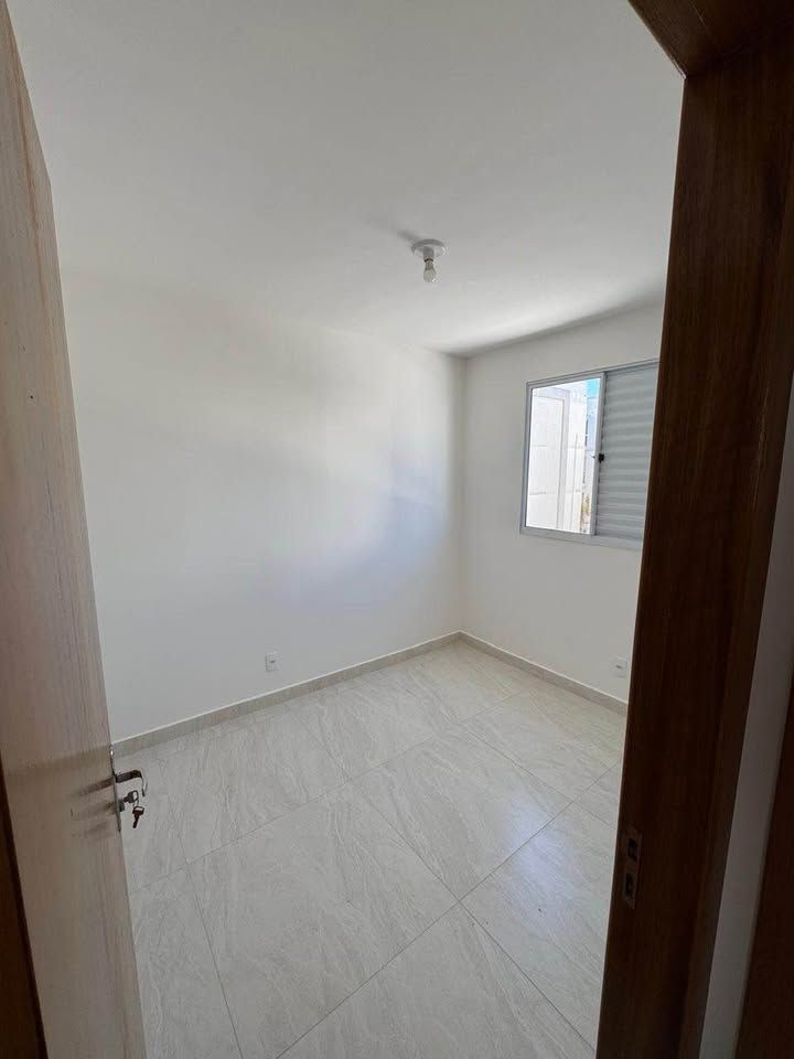 Apartamento à venda no Edifício Spazio La Vitta ? Região Oeste de Londrina