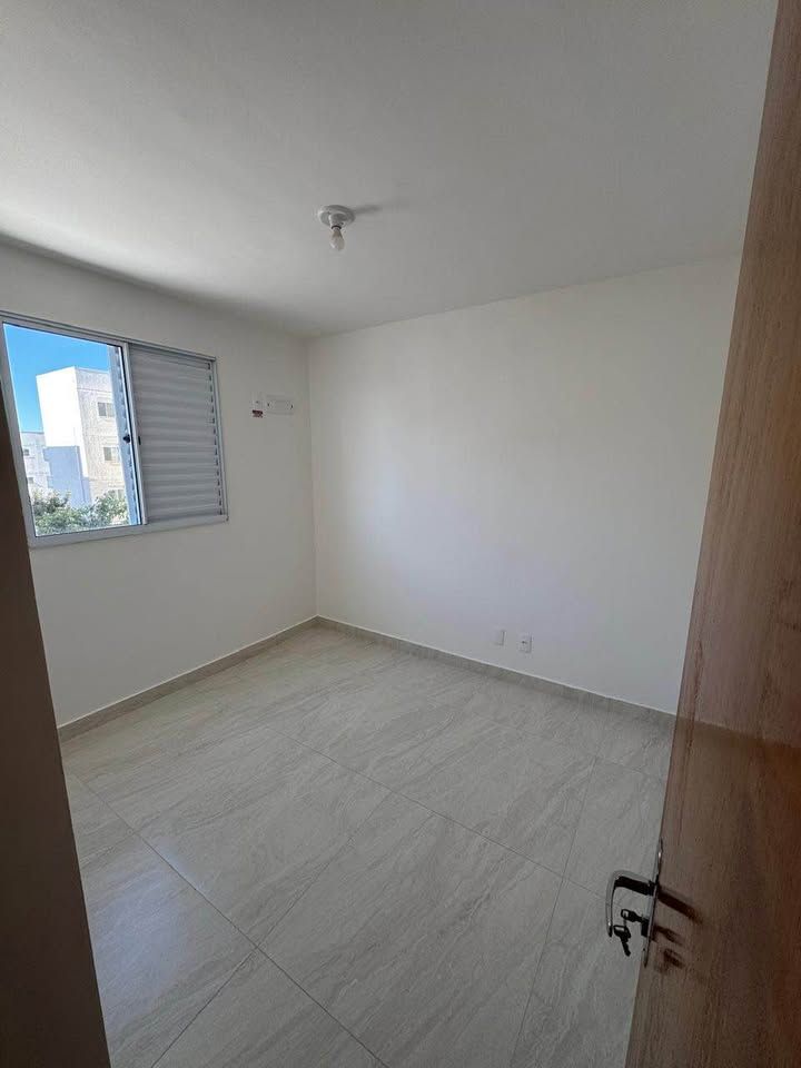 Apartamento à venda no Edifício Spazio La Vitta ? Região Oeste de Londrina