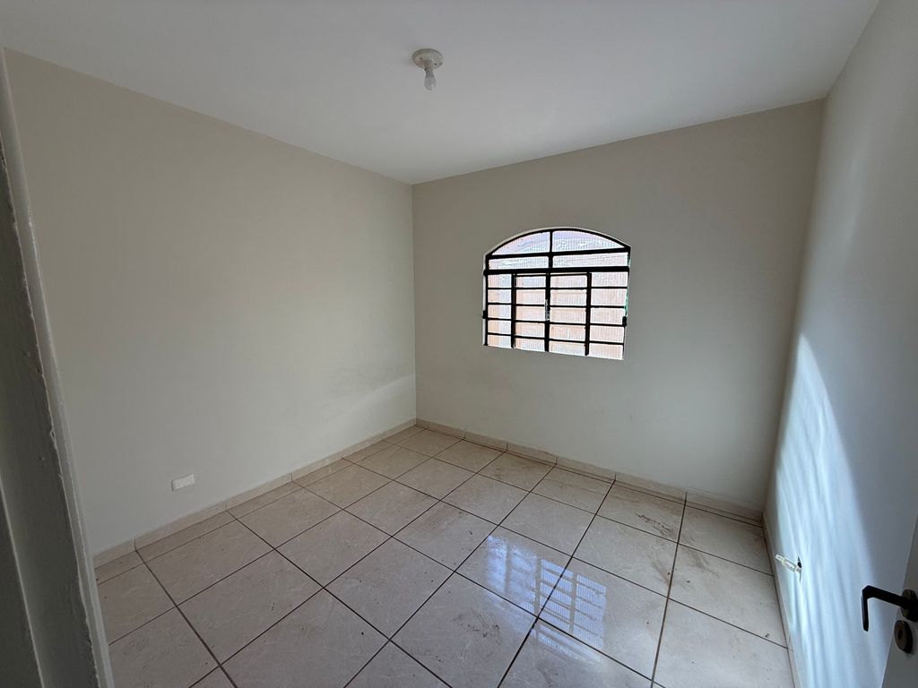 CASA À VENDA ? SHANGRILÁ B ? LONDRINA/PR