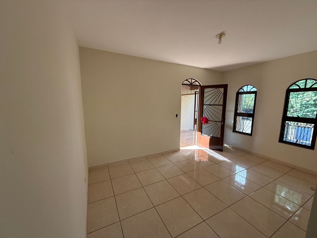 CASA À VENDA ? SHANGRILÁ B ? LONDRINA/PR