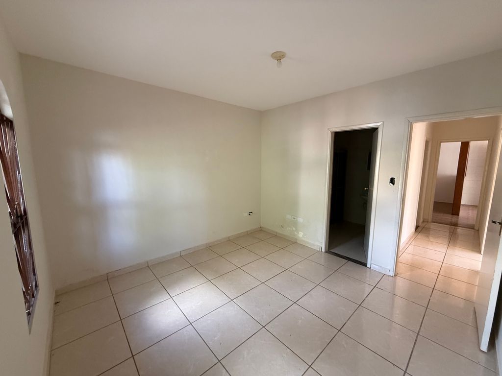 CASA À VENDA ? SHANGRILÁ B ? LONDRINA/PR