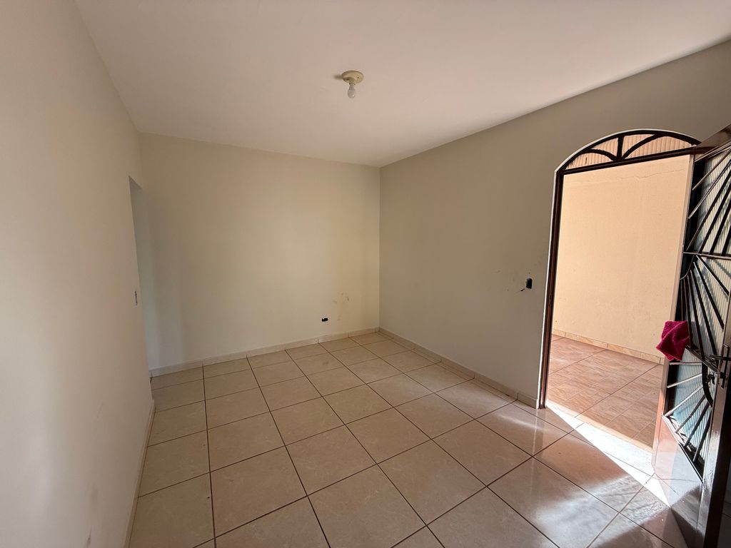 CASA À VENDA ? SHANGRILÁ B ? LONDRINA/PR