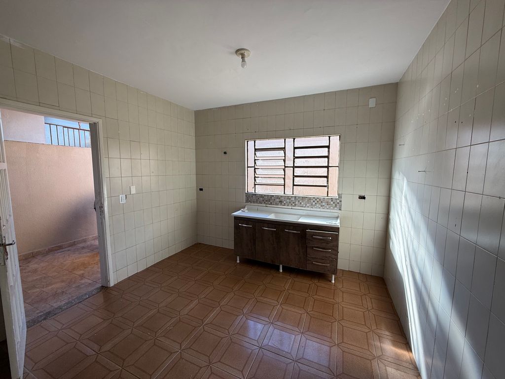 CASA À VENDA ? SHANGRILÁ B ? LONDRINA/PR