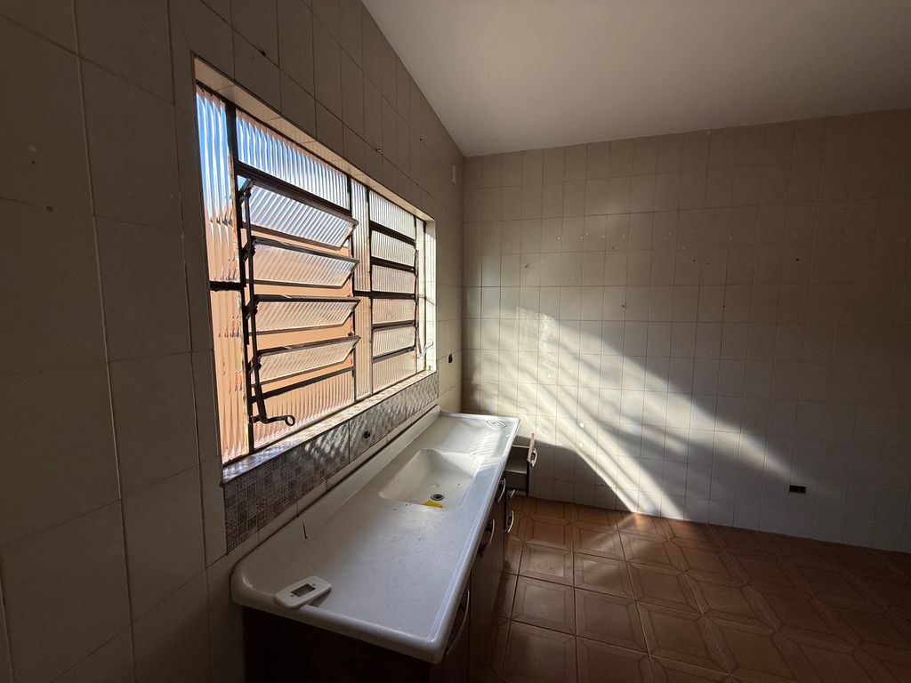 CASA À VENDA ? SHANGRILÁ B ? LONDRINA/PR