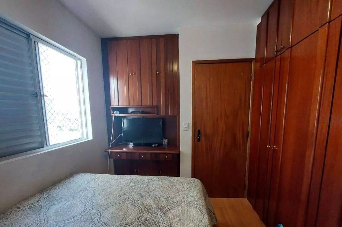 Apartamento à Venda ? Edifício Casario do Porto Centro de Londrina