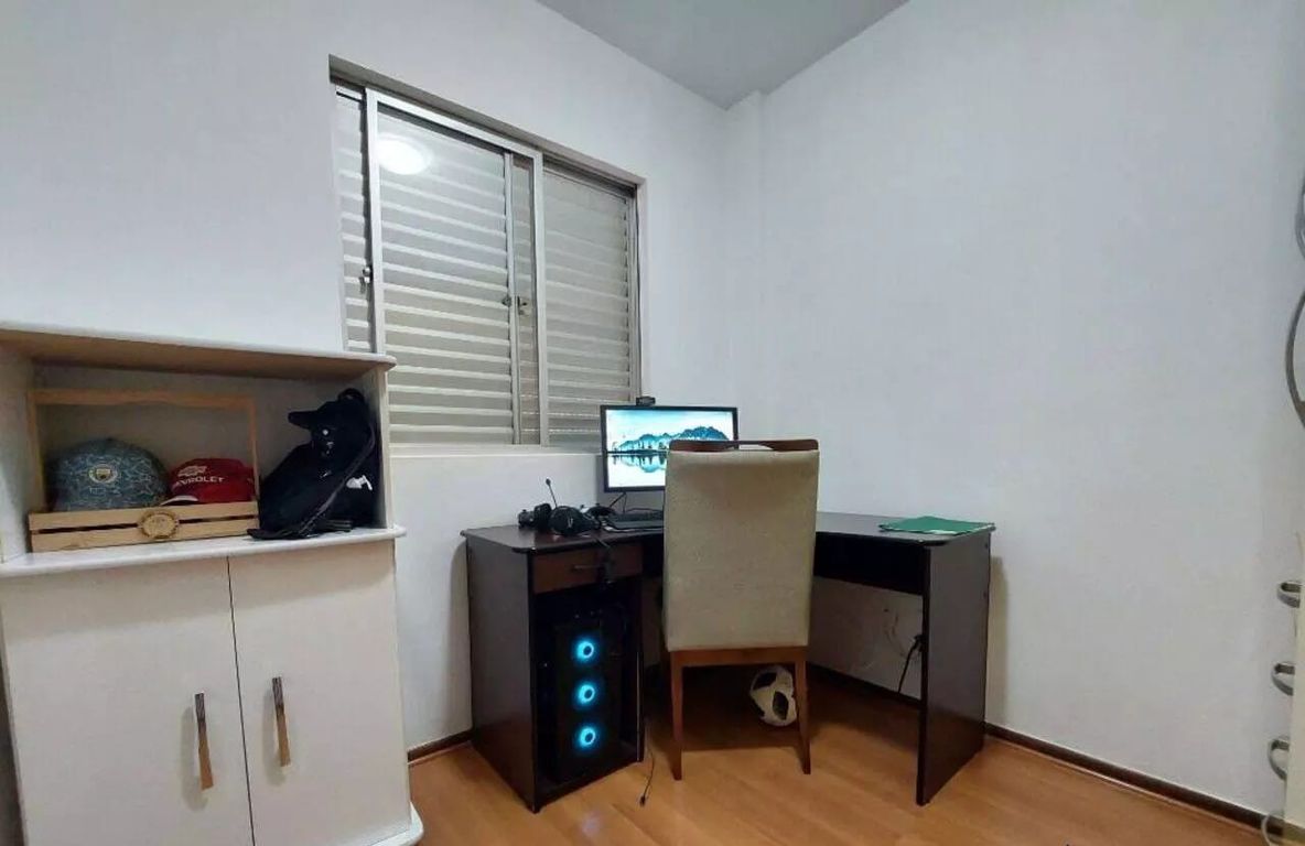 Apartamento à Venda ? Edifício Casario do Porto Centro de Londrina