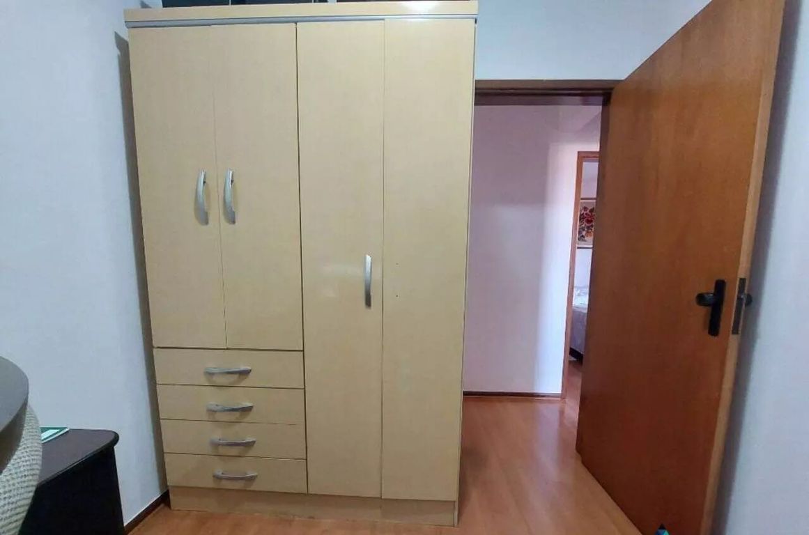 Apartamento à Venda ? Edifício Casario do Porto Centro de Londrina