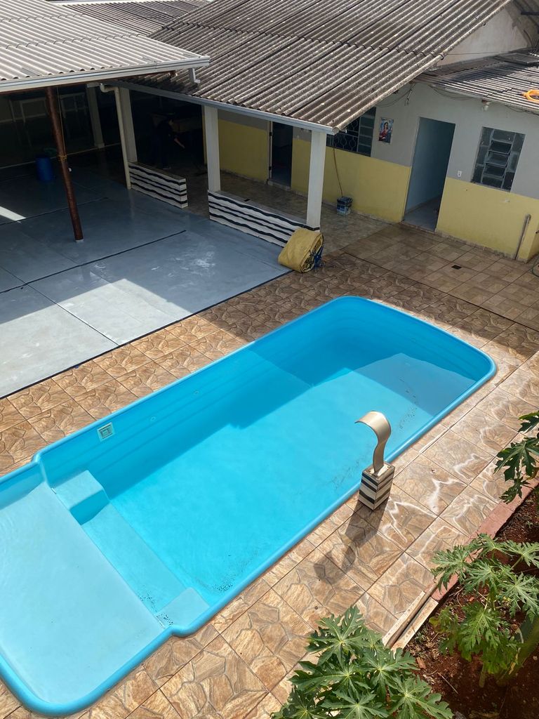 ? Casa de Esquina com Piscina à Venda ? Região Tranquila | Londrina/PR