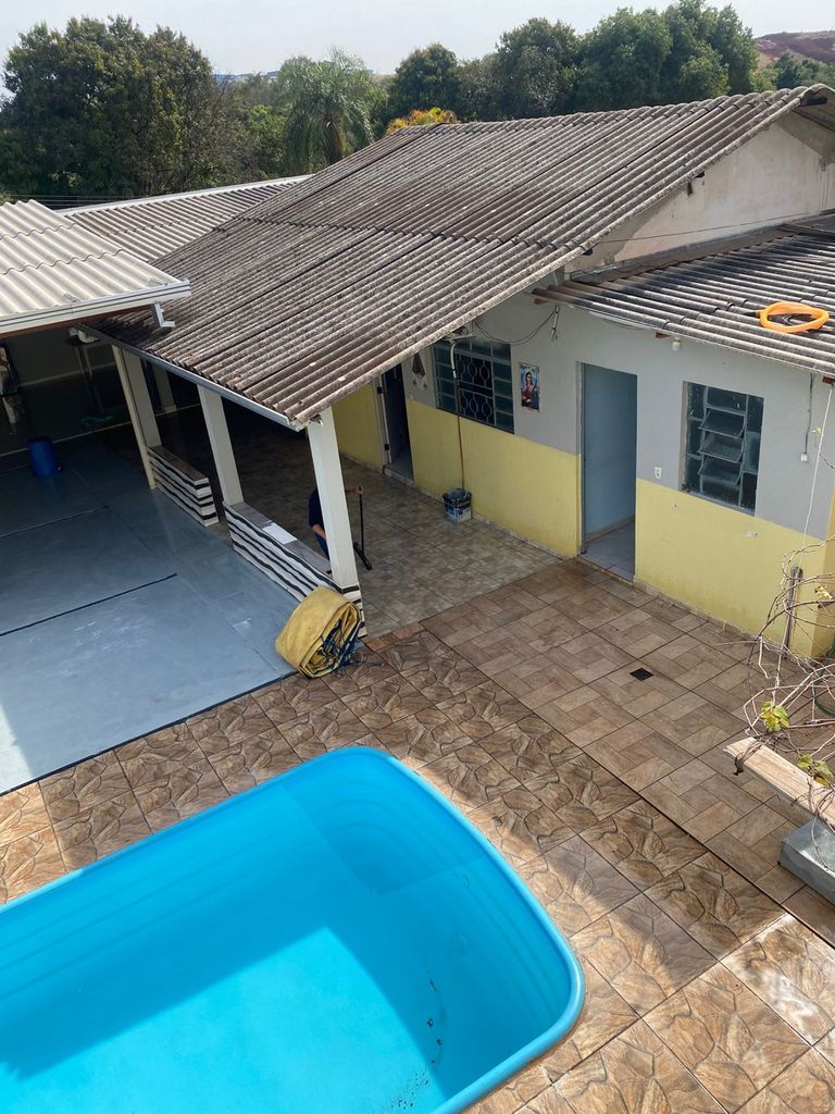 ? Casa de Esquina com Piscina à Venda ? Região Tranquila | Londrina/PR