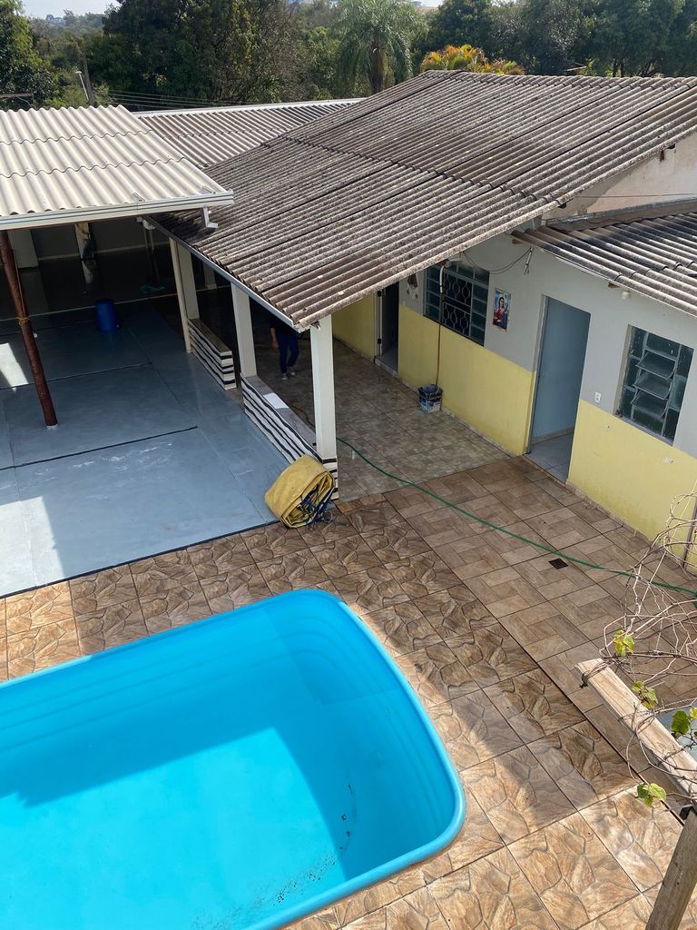 ? Casa de Esquina com Piscina à Venda ? Região Tranquila | Londrina/PR