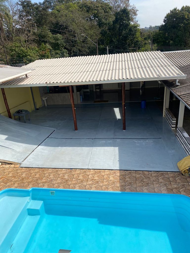 ? Casa de Esquina com Piscina à Venda ? Região Tranquila | Londrina/PR