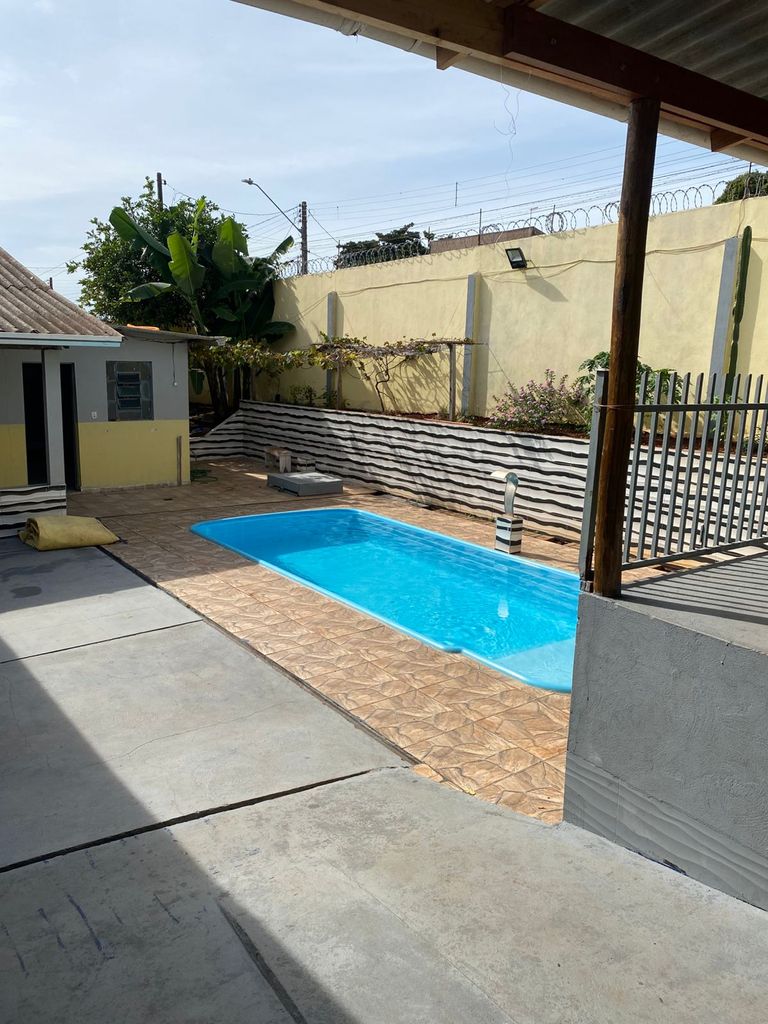 ? Casa de Esquina com Piscina à Venda ? Região Tranquila | Londrina/PR