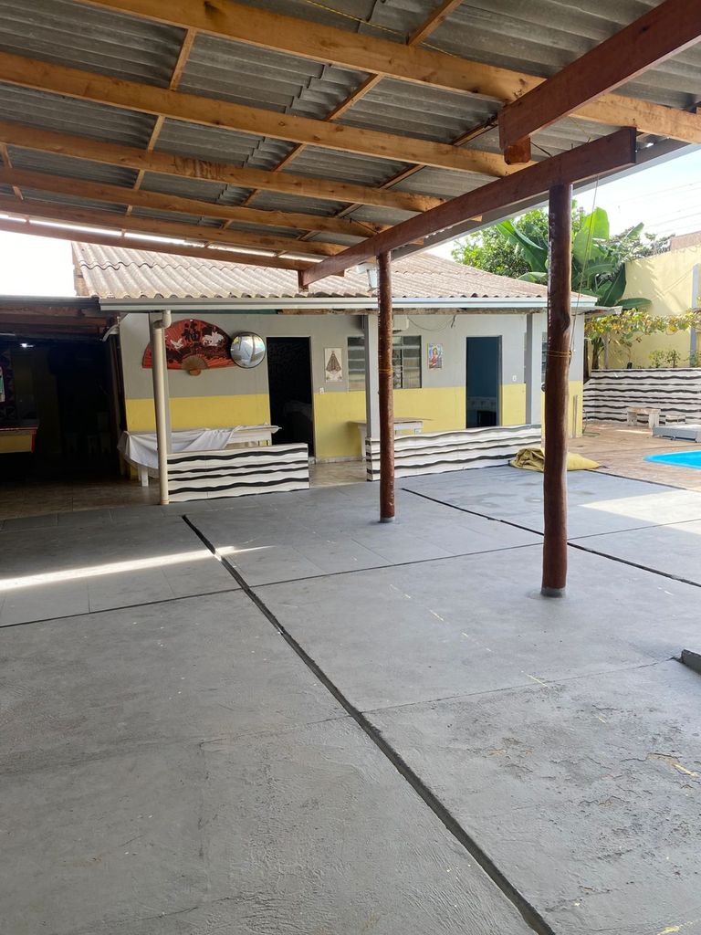 ? Casa de Esquina com Piscina à Venda ? Região Tranquila | Londrina/PR